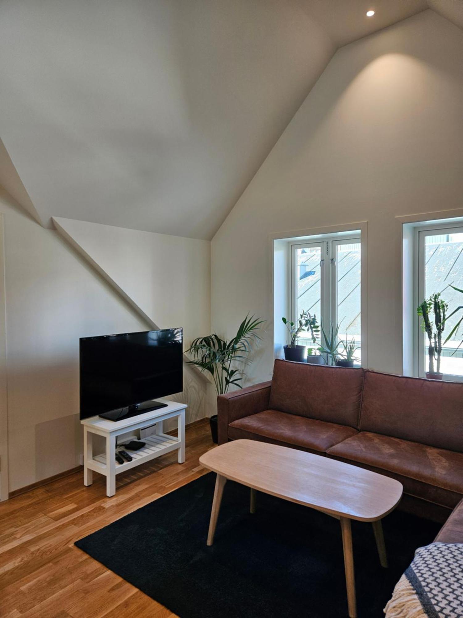 Modern In Center Apartment Tromso